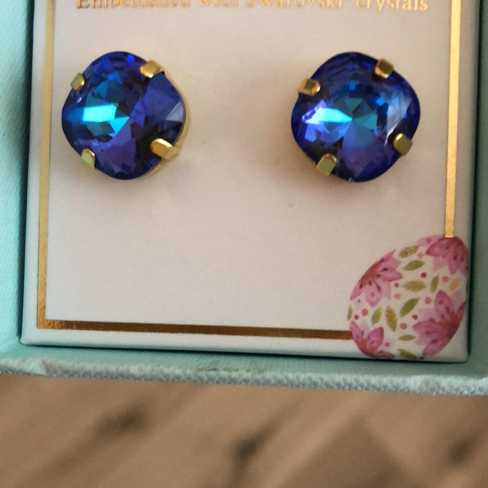 Burgundy AB + Gold Cushion Cut Crystal Earrings - Picture 6 of 13